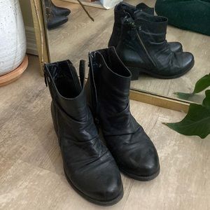Moda in Pelle ankle boots